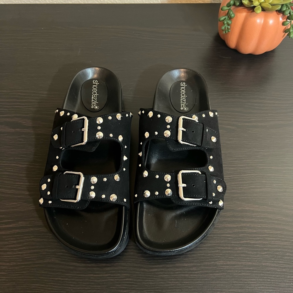 Black and gold studded sandals 7.5 NEW - Picture 4 of 11